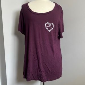 NWOT 2x Plum Tee - Happiness Graphic